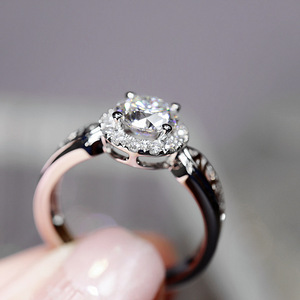 Anello con Diamante F797, Taglio Brillante Rotondo, Diamante Naturale, Gioiello Classico da Donna per Fidanzamento - Product Image 3