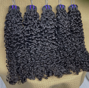 Vente en gros cheveux bouclés bruts birmans Cabelos cheveux humains birmans bouclés non traités cheveux humains vietnamiens vendeurs de paquets de cheveux bouclés birmans - Product Image 1