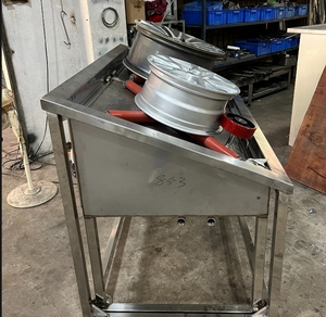 Machine à polir les roues à 2 stations Machine à polir les jantes rotatives Machine à polir les roues en <span class=keywords><strong>aluminium</strong></span> - Product Image 3