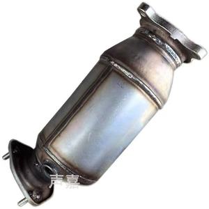 Convertidor catalítico de tres vías de alta calidad apto para Audi A4L 2.0T 2014-2021 - Product Image 3