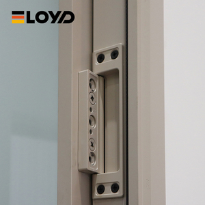 <span class=keywords><strong>Porte</strong></span> de toilette moderne Eloyd en alliage d'aluminium de haute qualité avec cadre en verre, insonorisée, à pousser et à tirer, avec décoration en treillis pour salle de bain d'hôtel - Product Image 3