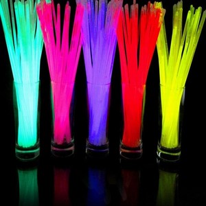 Guangzhou Custom Wholesale 8inch Glow <strong>Stick</strong> <strong>Light</strong> up 8'' Bracelet Glow <strong>Stick</strong> for Party - Product Image 6