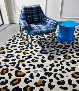 Alfombra de Lana de Nueva Zelanda Hecha a Mano por Diseñadores Elegantes, Alfombra Contemporánea para Dormitorio, Sala de Estar y Pisos de Hoteles - Product Image 3