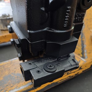 JRRS60BLS2825NNN3S1TEA2NNNNJJJNNN 83064606 Pompe à piston hydraulique d'origine en stock - Product Image 4