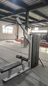 Attrezzatura Fitness Commerciale: Macchina Lat Pulldown e Low Row con Pesi a Perno e Torre Pesi Integrata - Product Image 5