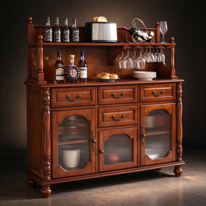 Credenza Vintage Americana in Legno Massello con Portabicchieri, Mobile Buffet di Lusso per Sala da Pranzo e Bar - Product Image 1