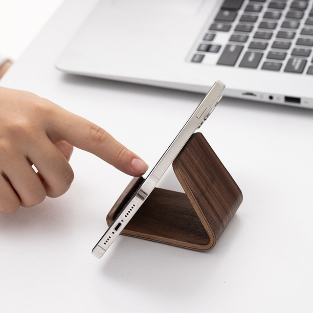 New Trends Walnut Retro Minimalist Wooden Phone Stand Holder Universal Portable for iPad Personalized Home Table Decoration