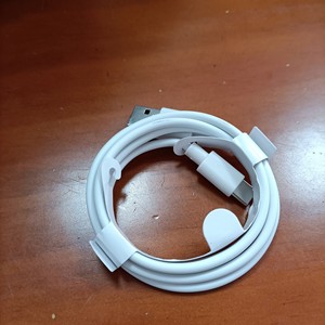 Cable de datos tipo C, cable de carga universal blanco para teléfonos Android, conector USB - Product Image 3