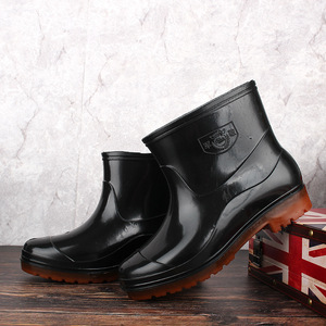 Bottes de pluie en caoutchouc pour hommes, antidérapantes, résistantes à l'huile, bottes de travail à talon bas, épaisseur standard, tige en plastique, Linyi Shandong - Product Image 2