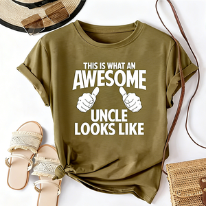 T-shirt da uomo con stampa grafica 'This Is What An Awesome Uncle Looks Like', maglietta regalo per il miglior zio, t-shirt oversize in cotone a maniche corte, streetwear, top casual - Product Image 3