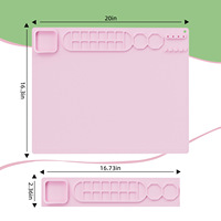 Tapis de dessin portable personnalisé en silicone pour enfants, solide et imperméable avec gobelet de nettoyage amovible pour la peinture et les activités artistiques