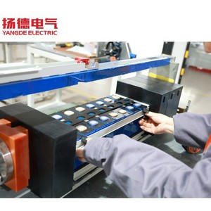 Système de stockage d'énergie commercial et industriel Yangde Electric, batterie LiFePO4 114 kWh, refroidissement par air, hybride, IP54 - Product Image 2