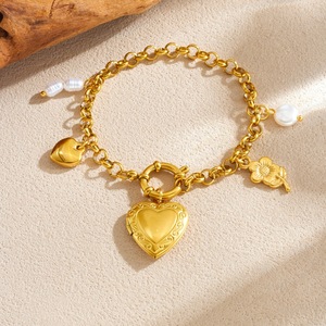 Heart Shape Gold Plated Charm Bracelet With Pearl And Flower Pendant For Women Gift Jewelry - Product Image 2