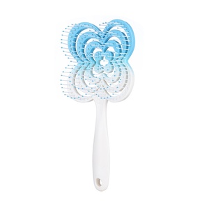 หวีผมสำหรับร้านเสริมสวยลายการ์ตูนน่ารักหวีนวดแบบเปียกและแห้งมาใหม่พร้อมไม้โคลเวอร์สี่ใบและที่จับไนล่อนสำหรับเด็กผู้หญิง - Product Image 6