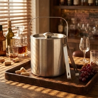 Seau à glace moderne en acier inoxydable à double paroi isolé sous vide Wuyi Camol, écologique, 1,3 L, avec couvercle, personnalisable, argenté, outil de bar à vin