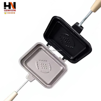 Machine à pain portable et appareil de cuisson pour sandwichs avec gril à fromage double face détachable, poignée en bois et fonction de tosting pour le camping