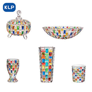 Fabricant de <span class=keywords><strong>verrerie</strong></span> sur mesure, fourni directement par l'usine, boîte à bonbons en cristal, pots à noix en verre tissé - Product Image 3