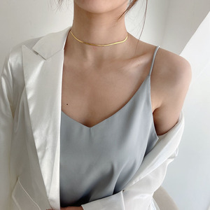 Camisola de Seda con Cuello en V Tallas S-XXL <span class=keywords><strong>Top</strong></span> Básico para Mujer Camiseta sin Mangas Básica para Mujer Chaleco sin Mangas Corsé de Satén Blanco Ropa para Mujer y Chica - Product Image 5