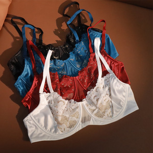 Ensemble de lingerie 3 pièces pour femme, sexy, en satin et résille florale transparente, avec soutien-gorge à armatures taille haute, babydoll en dentelle et porte-jarretelles - Product Image 6