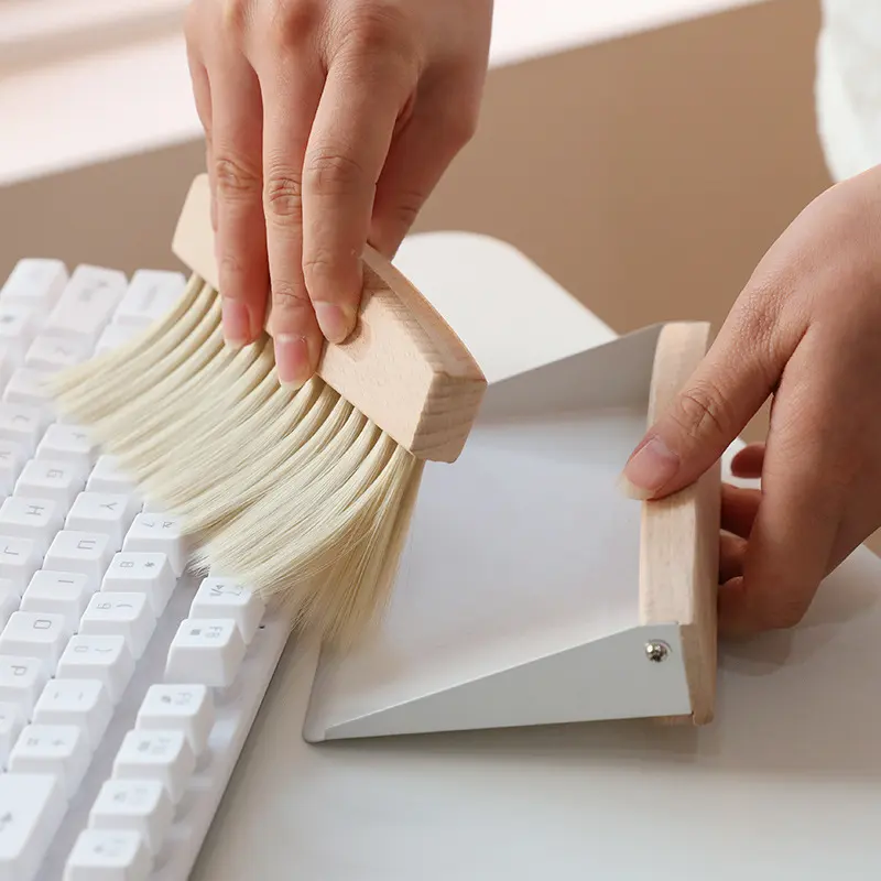 Spazzola da tavolo da tavolo per uso domestico di alta qualità Set di scopa e paletta in legno di bambù spazzola per spazzatrice per la pulizia in plastica PP