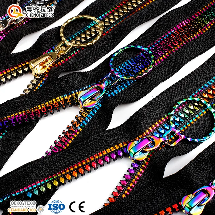 Revestimiento personalizado de fábrica Cremallera de arco iris Dientes Cinta de colores brillantes 3 #5 #8 # Cremalleras de resina plástica para ropa de lujo