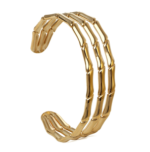 Bracelet jonc torsadé en forme de feuille, style punk, grand modèle pour femme, en acier inoxydable plaqué or 18 carats, idéal pour les occasions festives - Collection JUSTOP Designer Jewelry Fashion Luxury - Product Image 6