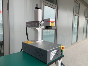 Máquina de Marcado Láser de Fibra Portátil Mini de Alta Potencia para Etiquetas de Oreja de Oveja, Máquina de Marcado Láser de Fibra con Código QR - Product Image 3