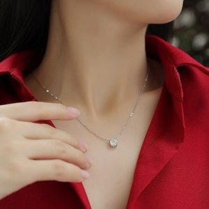 Collier en argent 925 plaqué or avec pendentif en forme de cœur et chaîne à maillons, bijoux de mode - Product Image 1