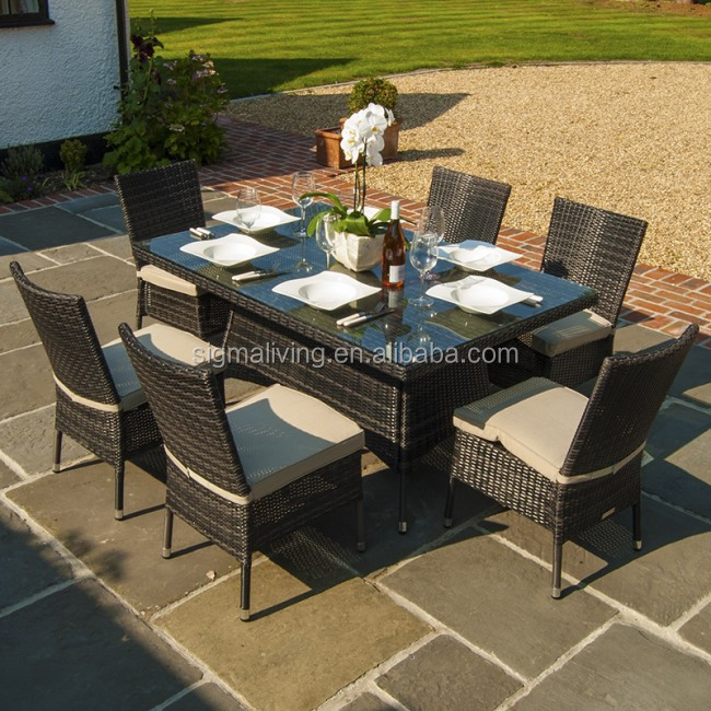 Hot sale simple outdoor furniture rattan dining table and chairs for sale