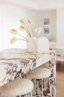 SAIDKOCC Bogenförmige Marmorvase Jade Elegant Modisch Französischer Stil Moderne Heimdekoration Ästhetisch Hochwertig Praktisch Einzigartig