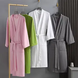 Toptan özel Unisex Kimono duş elbiseler masaj Spa otel örgü bornoz seti Waffle bornoz