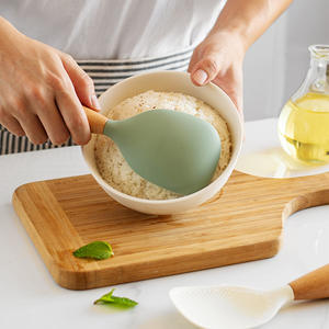 Cuillère à riz en silicone colorée antidérapante de qualité alimentaire avec louche en <span class=keywords><strong>bois</strong></span> ou en acier <span class=keywords><strong>pour</strong></span> purée de riz à sushi - Product Image 4