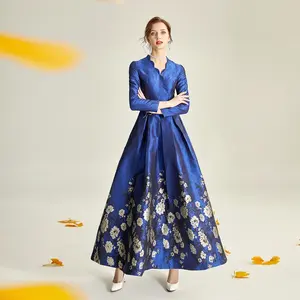 <span class=keywords><strong>Robe</strong></span> maxi en brocart bleu sur mesure, col en V, coupe évasée, <span class=keywords><strong>grande</strong></span> <span class=keywords><strong>taille</strong></span>, élégante, pour <span class=keywords><strong>la</strong></span> mère <span class=keywords><strong>de</strong></span> <span class=keywords><strong>la</strong></span> <span class=keywords><strong>mariée</strong></span>, tenue <span class=keywords><strong>de</strong></span> cérémonie, boutique <span class=keywords><strong>de</strong></span> couture - Product Image 1