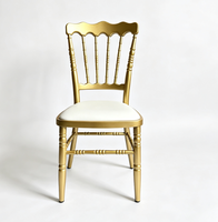 Chaise Chiavari Napoléon en or, vente en gros, chaise à structure en fer avec siège rembourré pour réception de mariage et salle de banquet