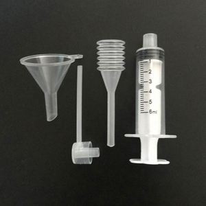 Outils de sous-emballage de parfum en plastique avec seringue de moulage par injection, petit entonnoir, buse, entonnoir pour échantillons - Product Image 1