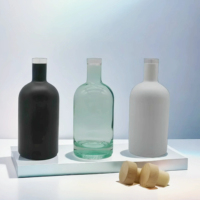 Bouteilles en verre vides prêtes à l'emploi, bouteilles en verre personnalisées pour spiritueux, emballage haut de gamme pour liqueurs, achat en gros