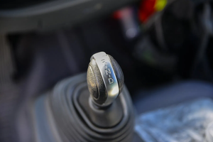 Nueva Camioneta Ligera 4x2 de Doble Cabina, Mini Van con Volante a la Izquierda, Asientos de Una Fila, Cámara Trasera, Diésel, China - Product Image 3