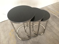 Ensemble de table d'appoint moderne pour salon en marbre avec cascade et dessus en céramique lot de 3 tables d'appoint imbriquées avec dessus en céramique lot de 3
