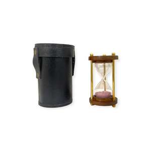 Sablier en bois, laiton et verre dans un coffret en cuir, 2 minutes, léger, design artistique décoratif pour le bureau/le bureau/l'étude - Product Image 1