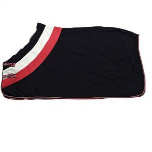 ผ้าห่มม้าขนแกะโพลาร์รุ่นใหม่ล่าสุด น้ำหนักเบา ระบายอากาศได้ดี เหมาะสำหรับการฝึกขี่ม้า ใช้ได้ในฤดูใบไม้ผลิ พร้อมสายรัดที่หน้าท้อง บรรจุใยฝ้าย ราคาประหยัด ผลิตในอินเดีย - Product Image 1