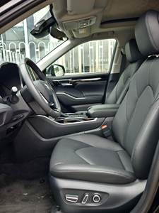 <span class=keywords><strong>Toyota</strong></span> Highlander Híbrido con Tracción en las Cuatro Ruedas, un Vehículo <span class=keywords><strong>Todoterreno</strong></span> de Lujo con Amplio Espacio y Bajo Consumo de Combustible - Product Image 3