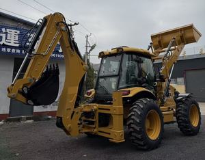 Chargeuse-pelleteuse sur roues CAT 420F d'occasion, 100 CV, Tier 3, sans DEF, avec pompe et moteur, pour le creusement de fossés utilitaires et les travaux de terrassement agricole de petite envergure - Product Image 5