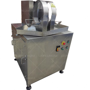 Máquina industrial automática <span class=keywords><strong>de</strong></span> extracción <span class=keywords><strong>de</strong></span> agua <span class=keywords><strong>de</strong></span> división <span class=keywords><strong>de</strong></span> <span class=keywords><strong>coco</strong></span>, utilizada para el procesamiento por lotes y la producción <span class=keywords><strong>de</strong></span> Cocos - Product Image 3