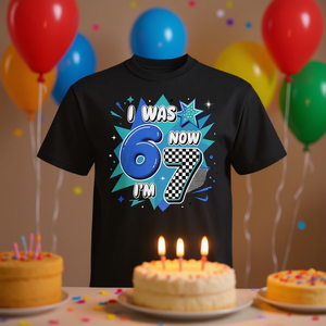 Camiseta de Cumpleaños para Hombre, Diseño a Cuadros, Manga Corta, Algodón, Corte Regular, Casual, con la Frase "I Was 6 <span class=keywords><strong>Now</strong></span> I'm 7" - Product Image 2