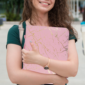 Portafolio de Cuero Rosa de Lujo, Carpeta de Archivos con Bloc de Notas Tamaño Carta A4 y Cierre de Cremallera - Product Image 6