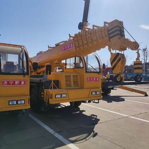 รถเครนประกอบเองแบบสามขา รับน้ำหนักได้ 12 ตัน เหมาะสำหรับการส่งออก - Product Image 3