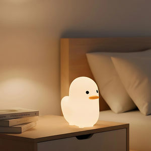 Veilleuse pour bébé douce pour la peau, mignon petit canard LED rechargeable, batterie, changement de couleur, portable, aide au sommeil pour la chambre de bébé - Product Image 1