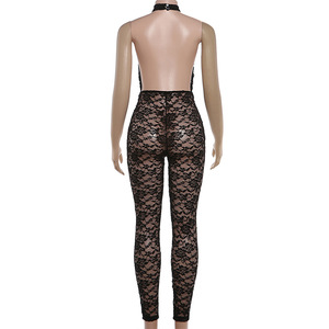 <span class=keywords><strong>Tuta</strong></span> Intera <span class=keywords><strong>Nera</strong></span> in <span class=keywords><strong>Pizzo</strong></span> con Scollo all'Americana, Schiena Scoperta e Dettagli Cut-out, Aderente e Casual, Collezione Primavera 2026 Abbigliamento Donna - Product Image 6