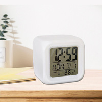 Sveglia da Scrivania a Cubo con Luci Colorate, Multifunzione, a Batteria, LED, Mini Calendario Digitale, Design Moderno in Plastica