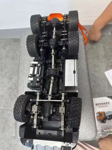 NOUVEAU Camion benne RC HUINA 1598 1/14 RTR 2.4GHz Électrique Télécommandé avec Batterie, Lumières et Son, Jouet RC d'extérieur, Modèle pour Garçons, Cadeaux - Product Image 4